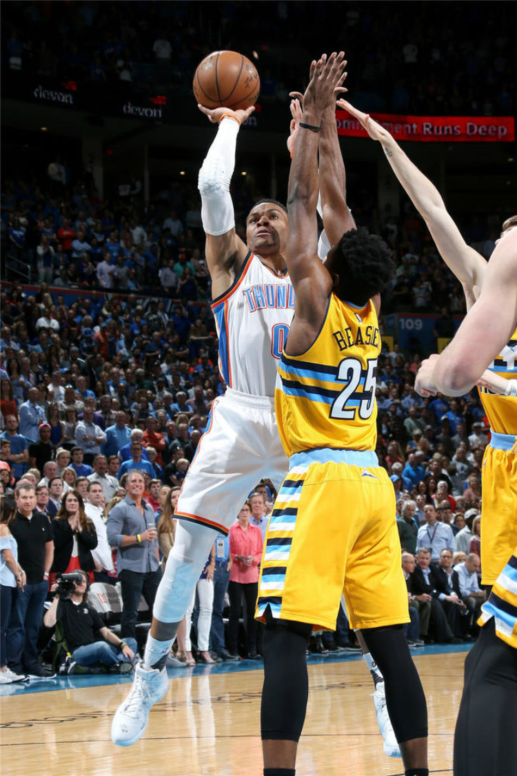 全镇一共只 全镇一共只