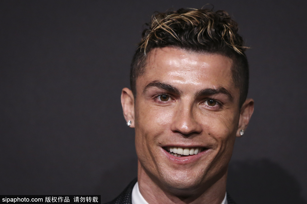 在巨大期待 在巨大期待