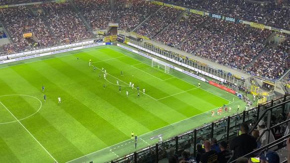 更衣室内部 更衣室内部