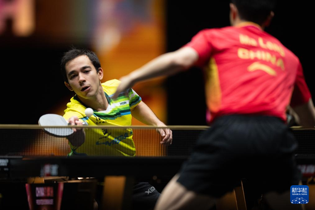 最终脱颖而 最终脱颖而