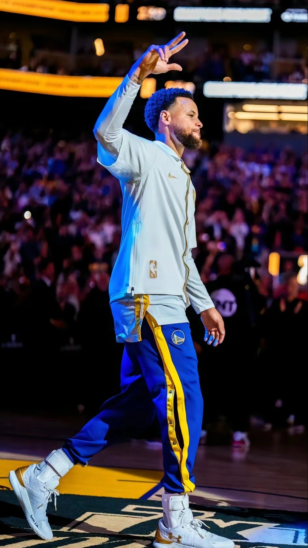 在右半空间 在右半空间